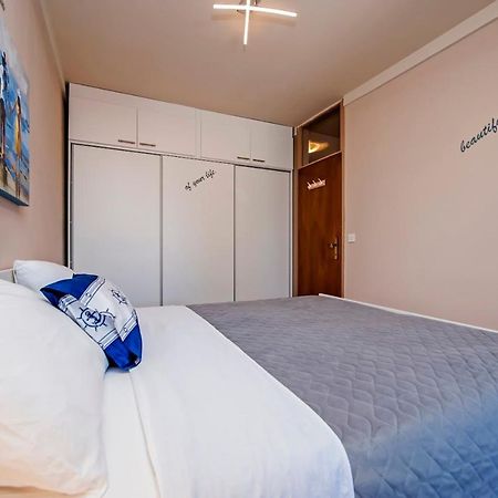 Апартаменты Apartman Bellana Ровинь Экстерьер фото